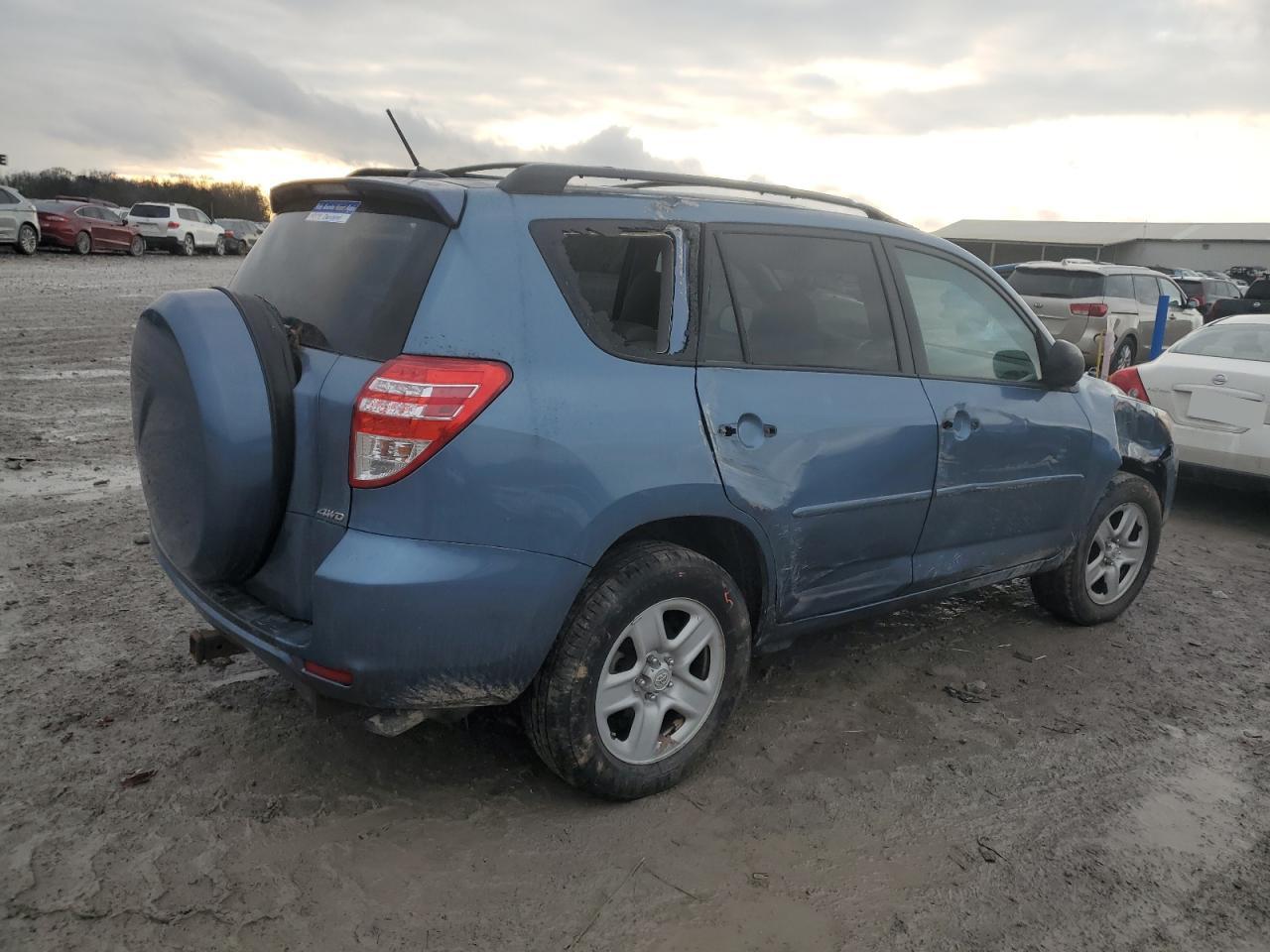 2011 Toyota RAV 4 - Image 3