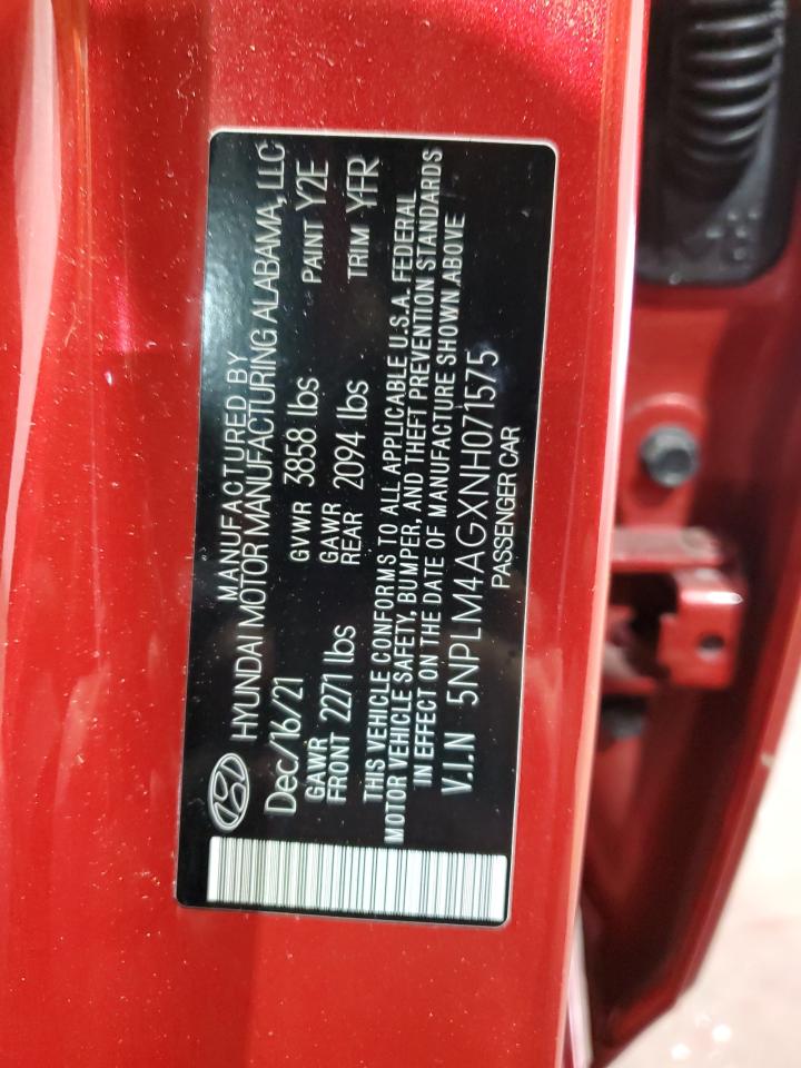 2022 Hyundai Elantra - Image 12