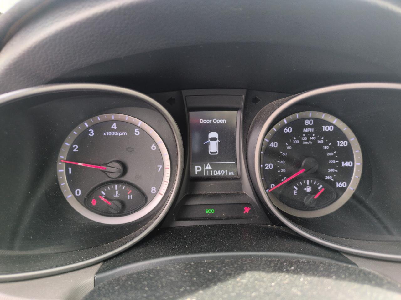 2014 Hyundai Santa Fe - Image 9