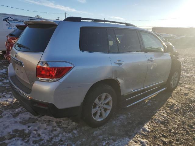  TOYOTA HIGHLANDER 2012 Серебристый