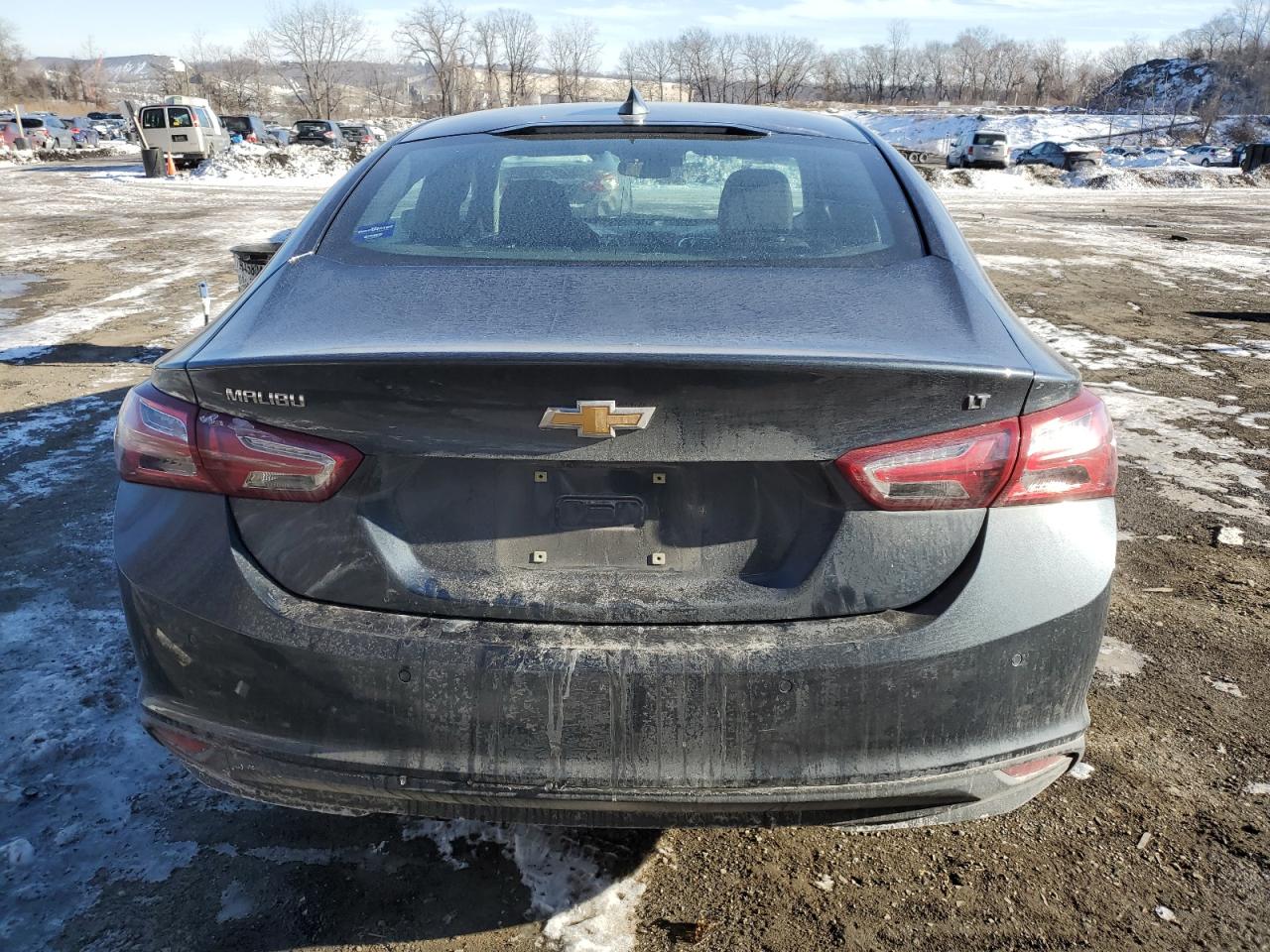 2020 Chevrolet Malibu - Image 6