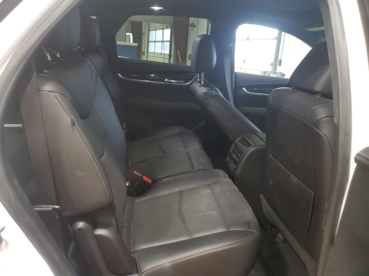 2021 Cadillac XT5 - Image 11