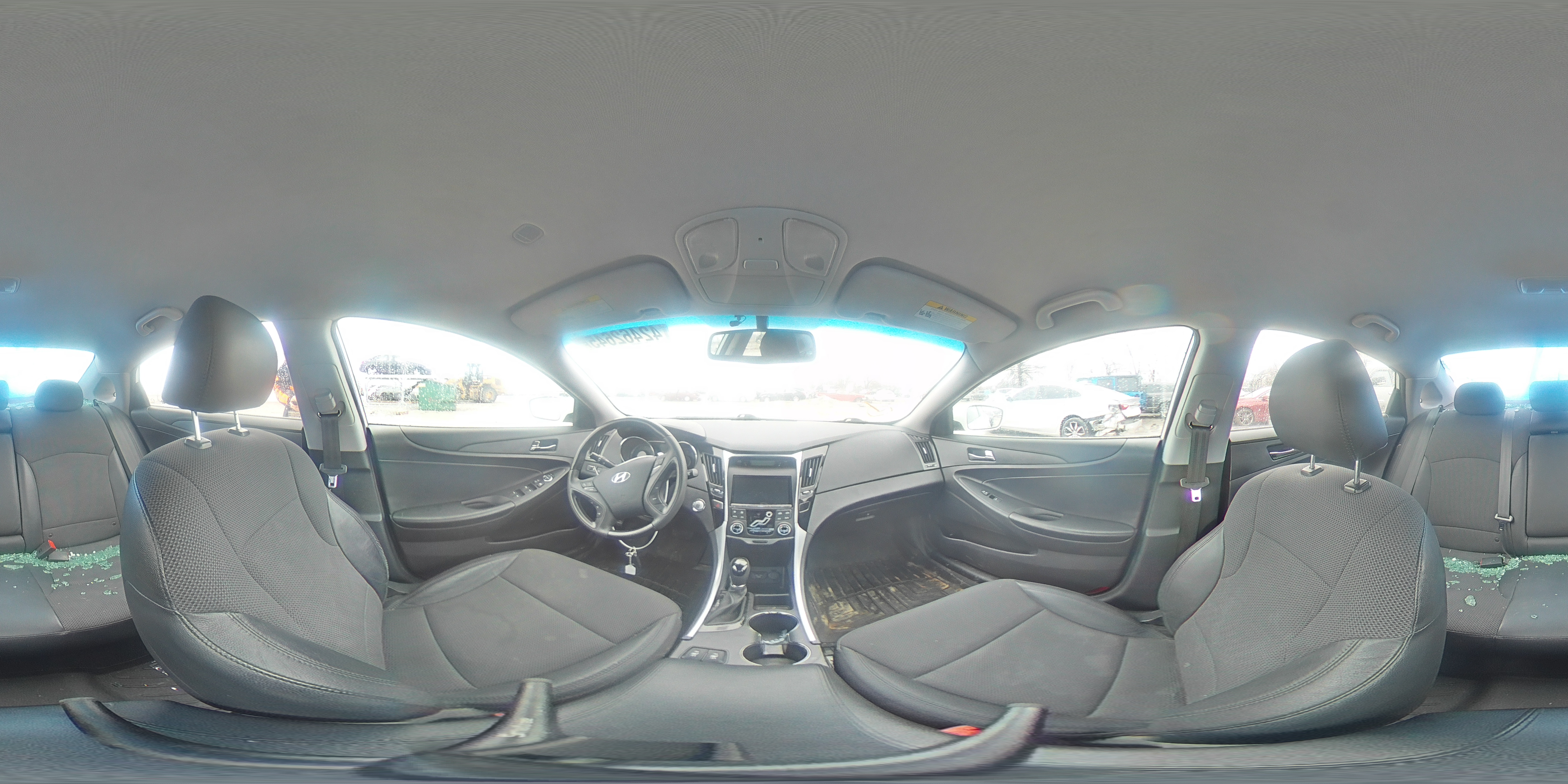 2013 Hyundai Sonata - Image 13