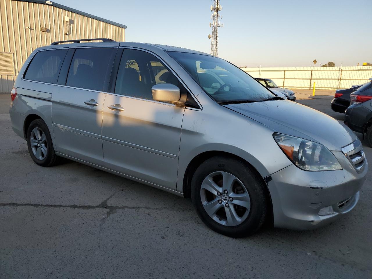 2005 Honda Odyssey - Image 4
