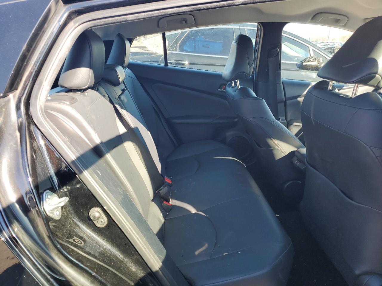 2022 Toyota Prius - Image 10