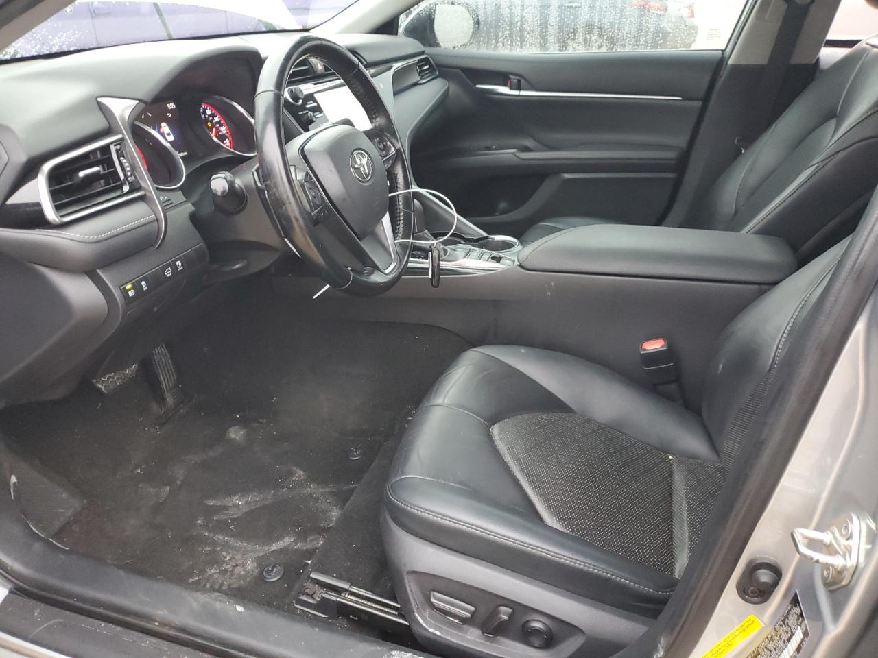 2019 Toyota Camry - Image 7