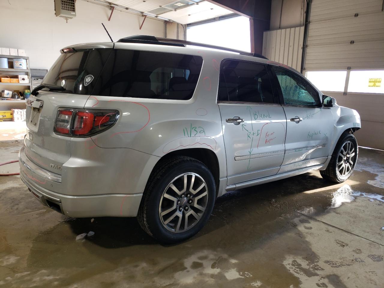 2014 GMC Acadia - Image 3