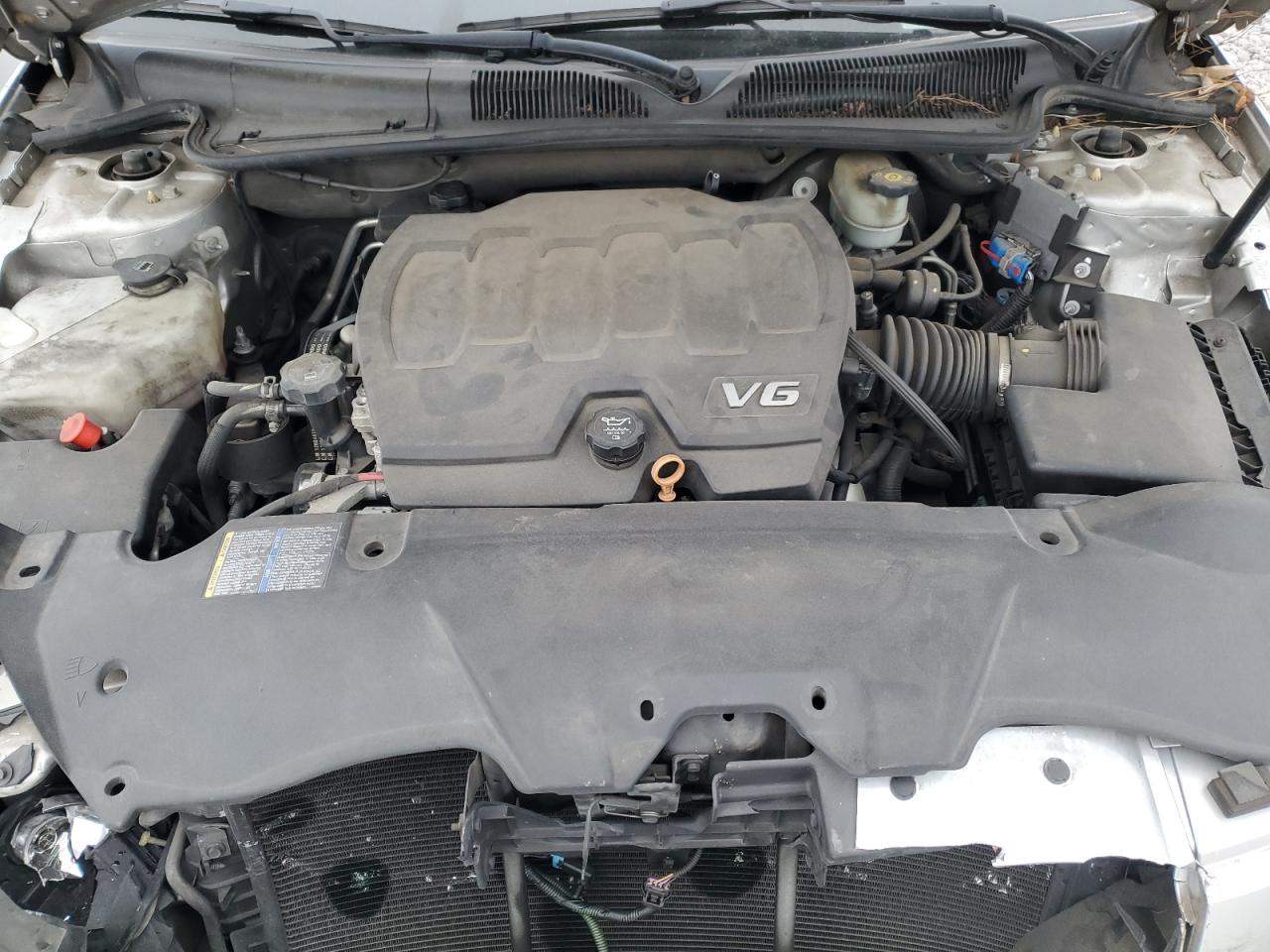 2011 Buick Lucerne - Image 11