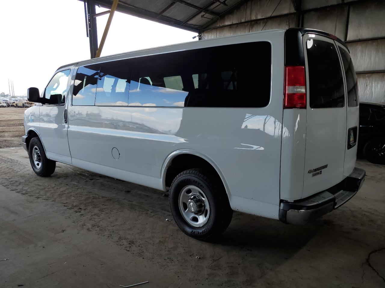 2019 Chevrolet Express - Image 2