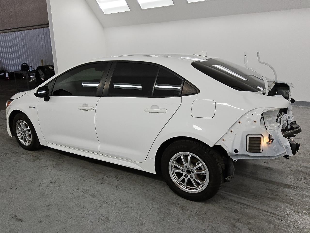 2021 Toyota Corolla - Image 2