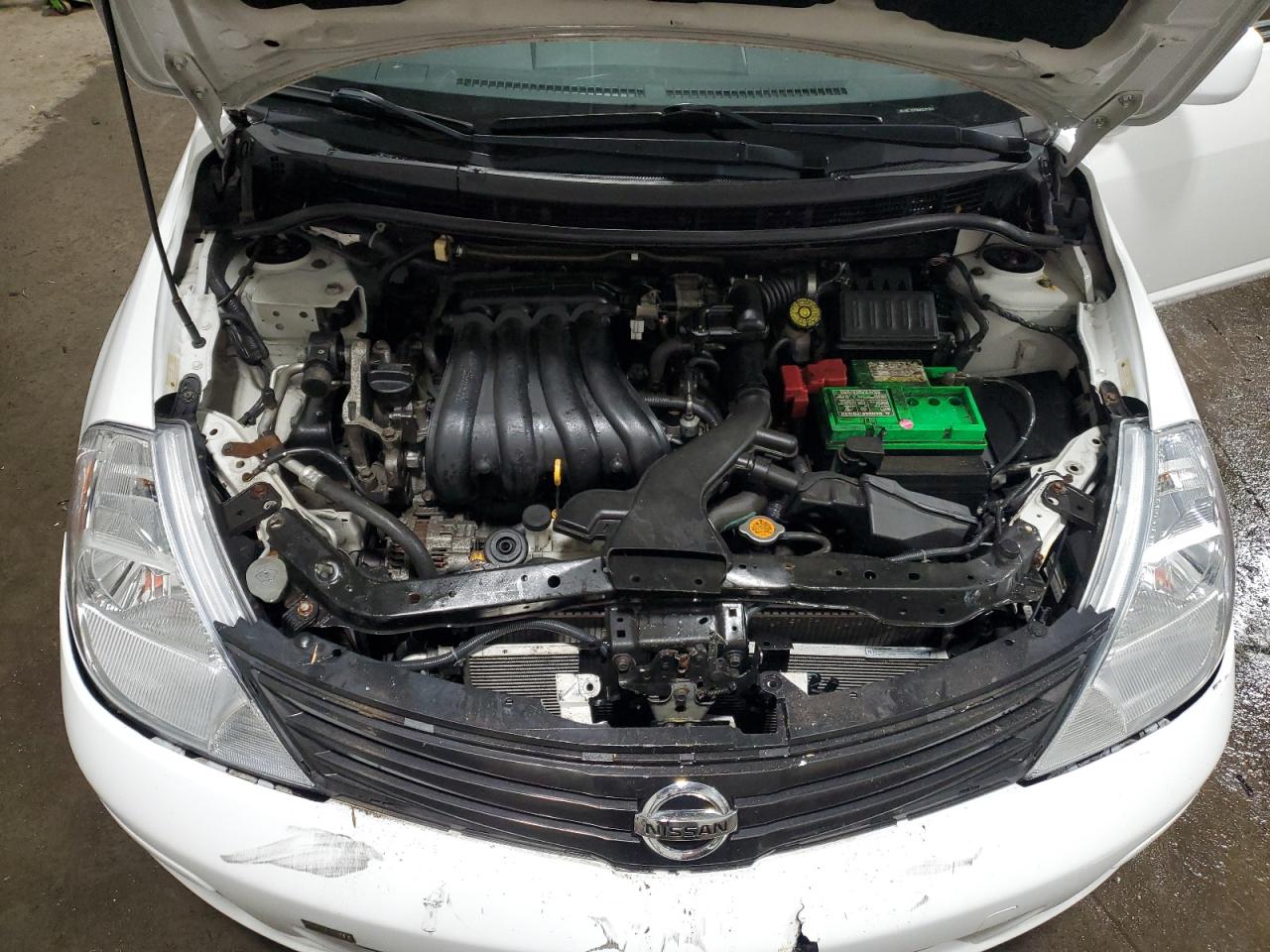 2012 Nissan Versa - Image 12