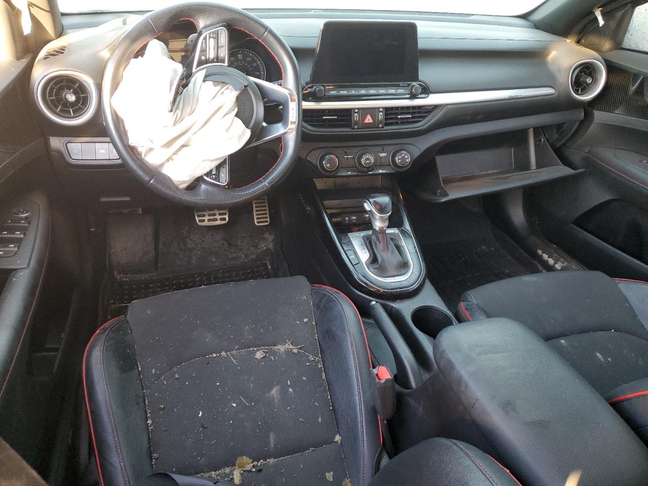 2020 Kia Forte - Image 8