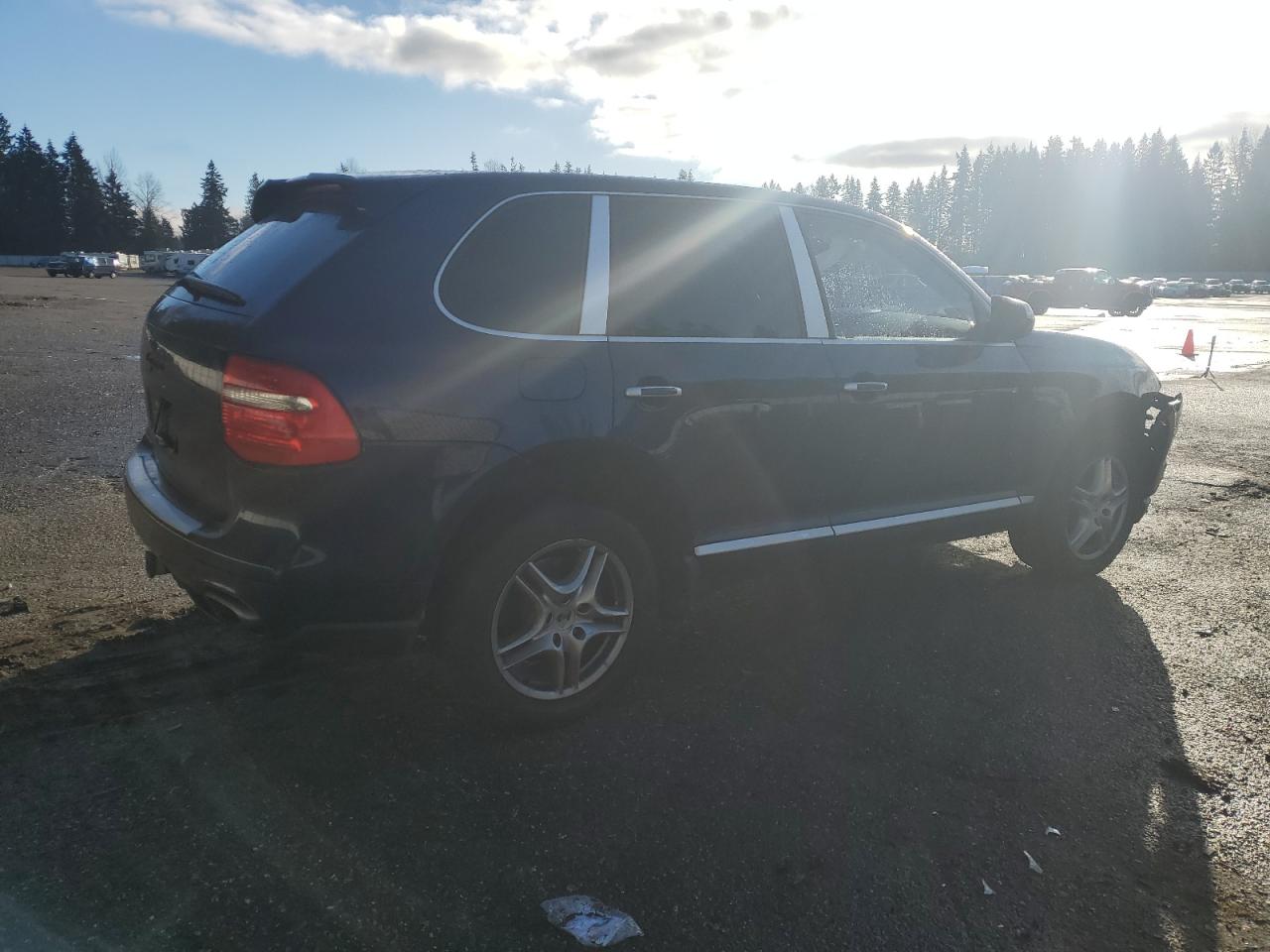 2010 Porsche Cayenne - Image 3