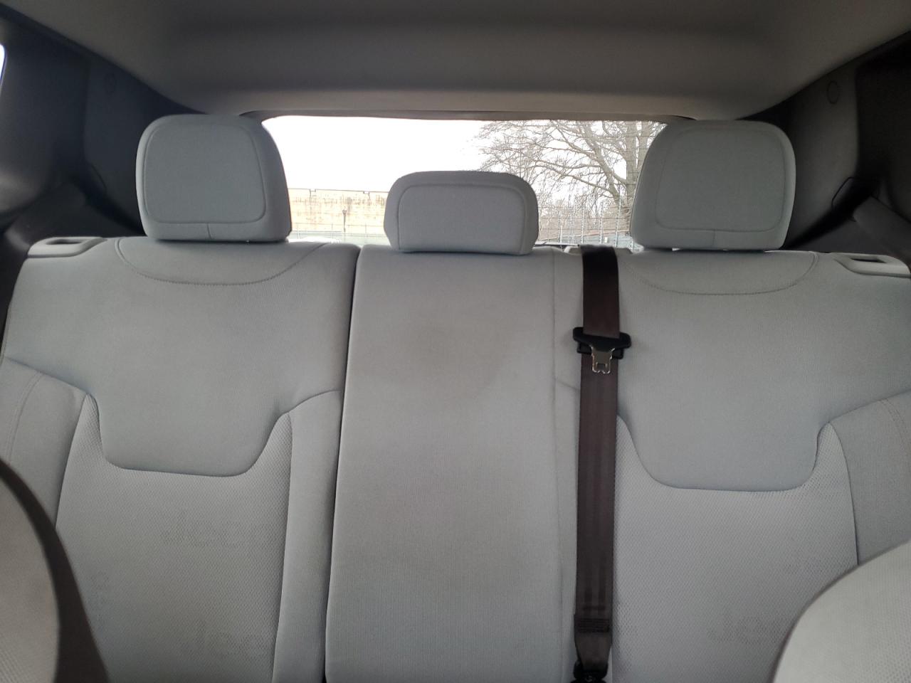 2015 Jeep Renegade - Image 10