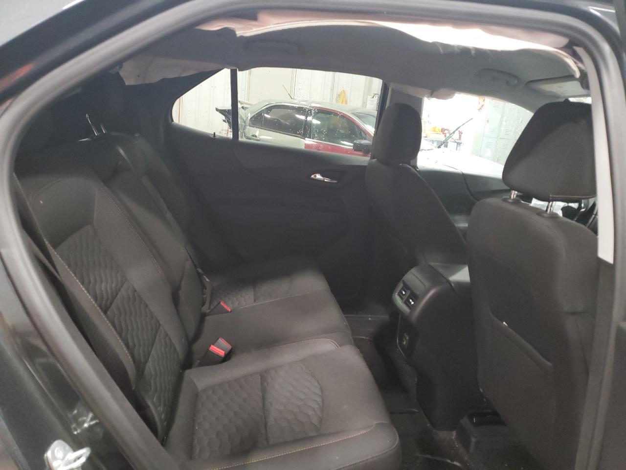 2020 Chevrolet Equinox - Image 11