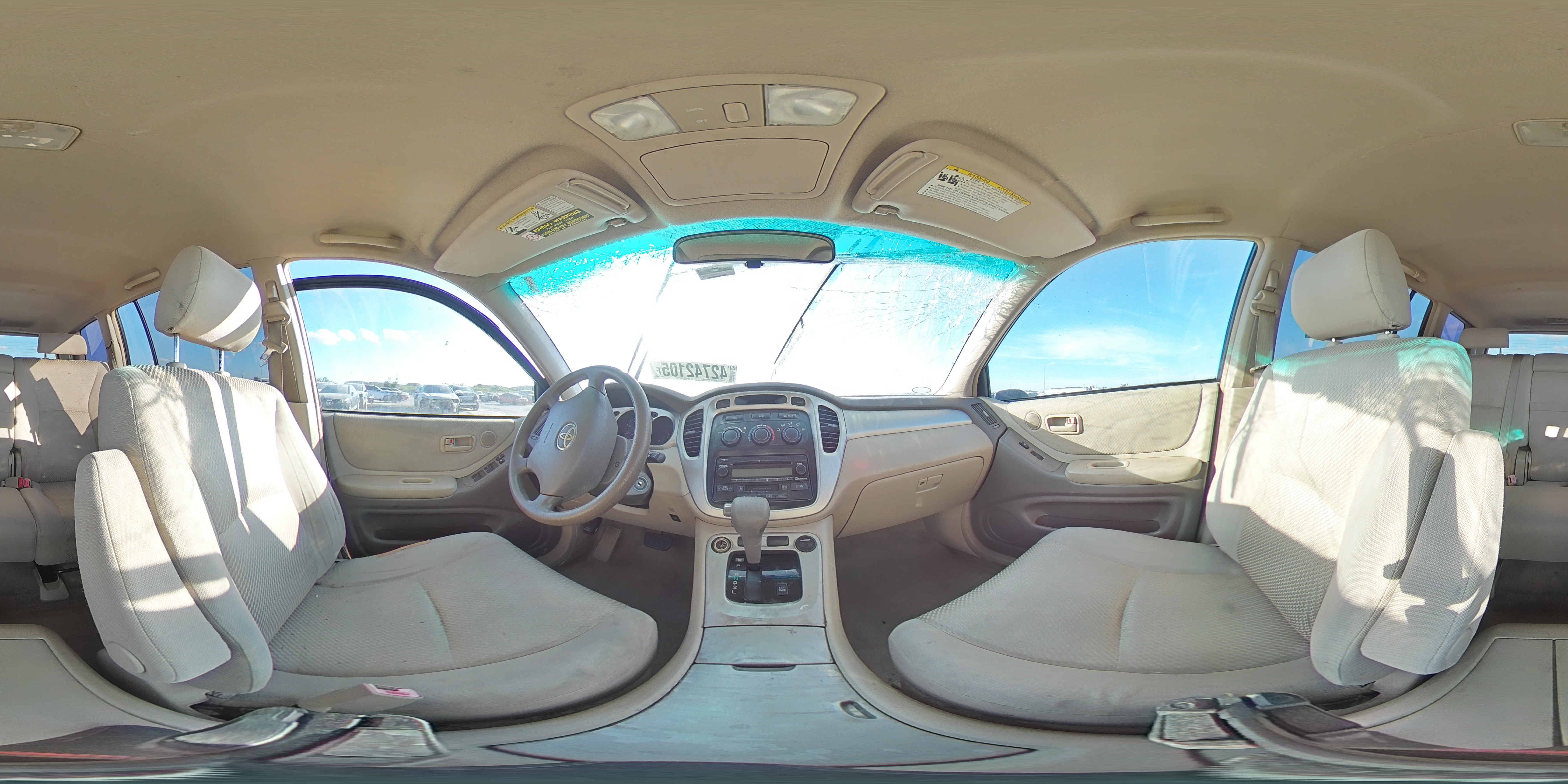 2005 Toyota Highlander - Image 13
