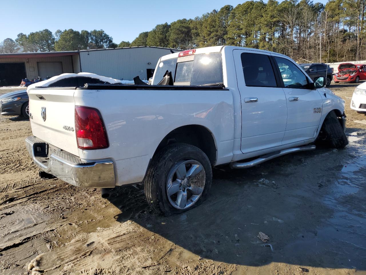 2017 RAM 1500 - Image 3