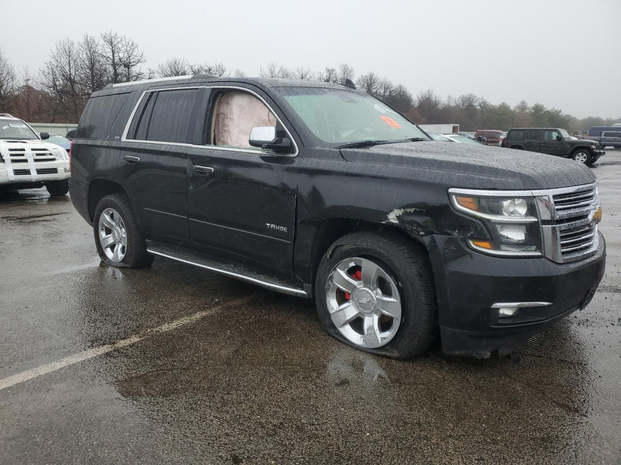 2015 Chevrolet Tahoe - Image 4