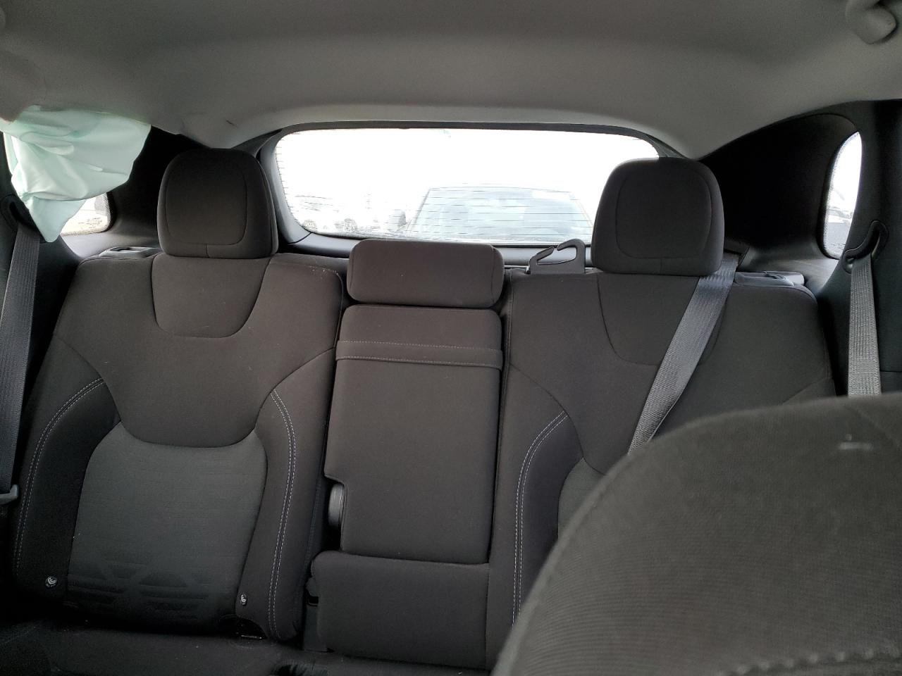 2019 Jeep Grand Cherokee - Image 10