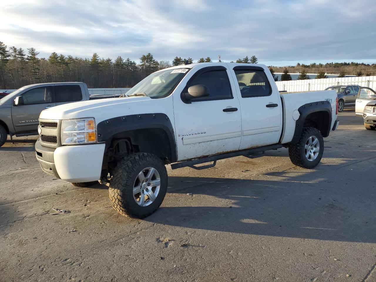 2009 Chevrolet Silverado - Image 1