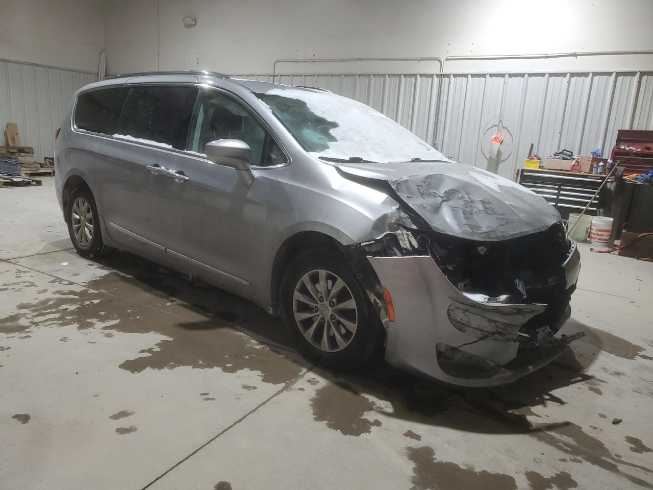 2019 Chrysler Pacifica - Image 4