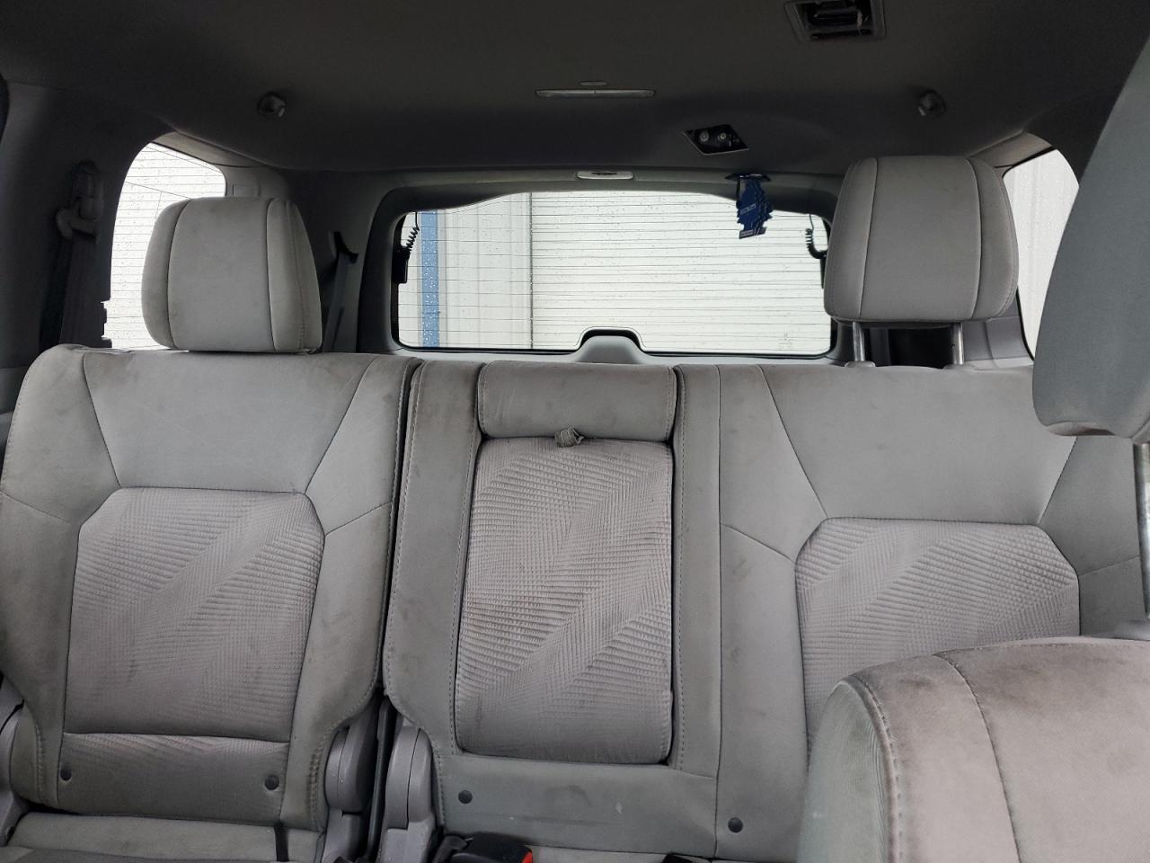 2015 Honda Pilot - Image 10
