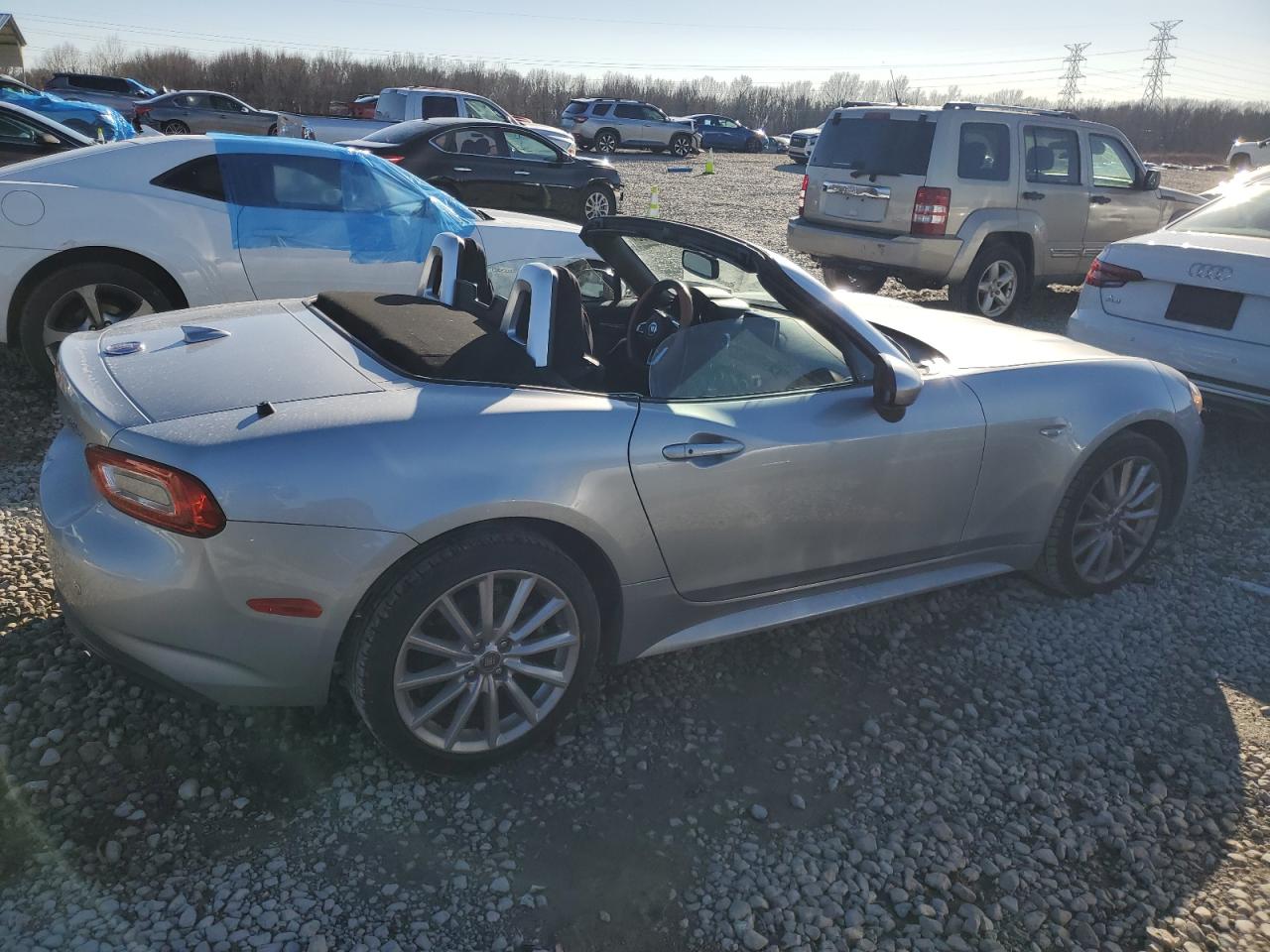2020 Fiat 124 Spider - Image 3