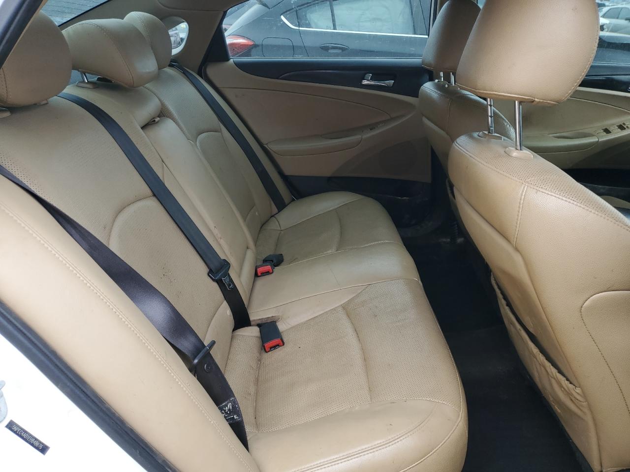2014 Hyundai Sonata - Image 10
