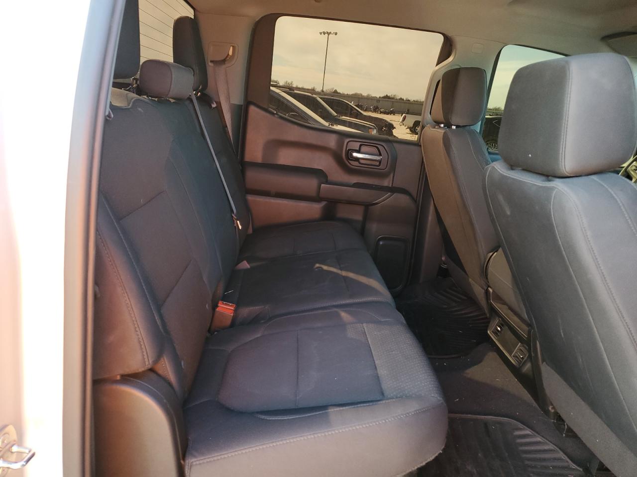 2019 Chevrolet Silverado - Image 11