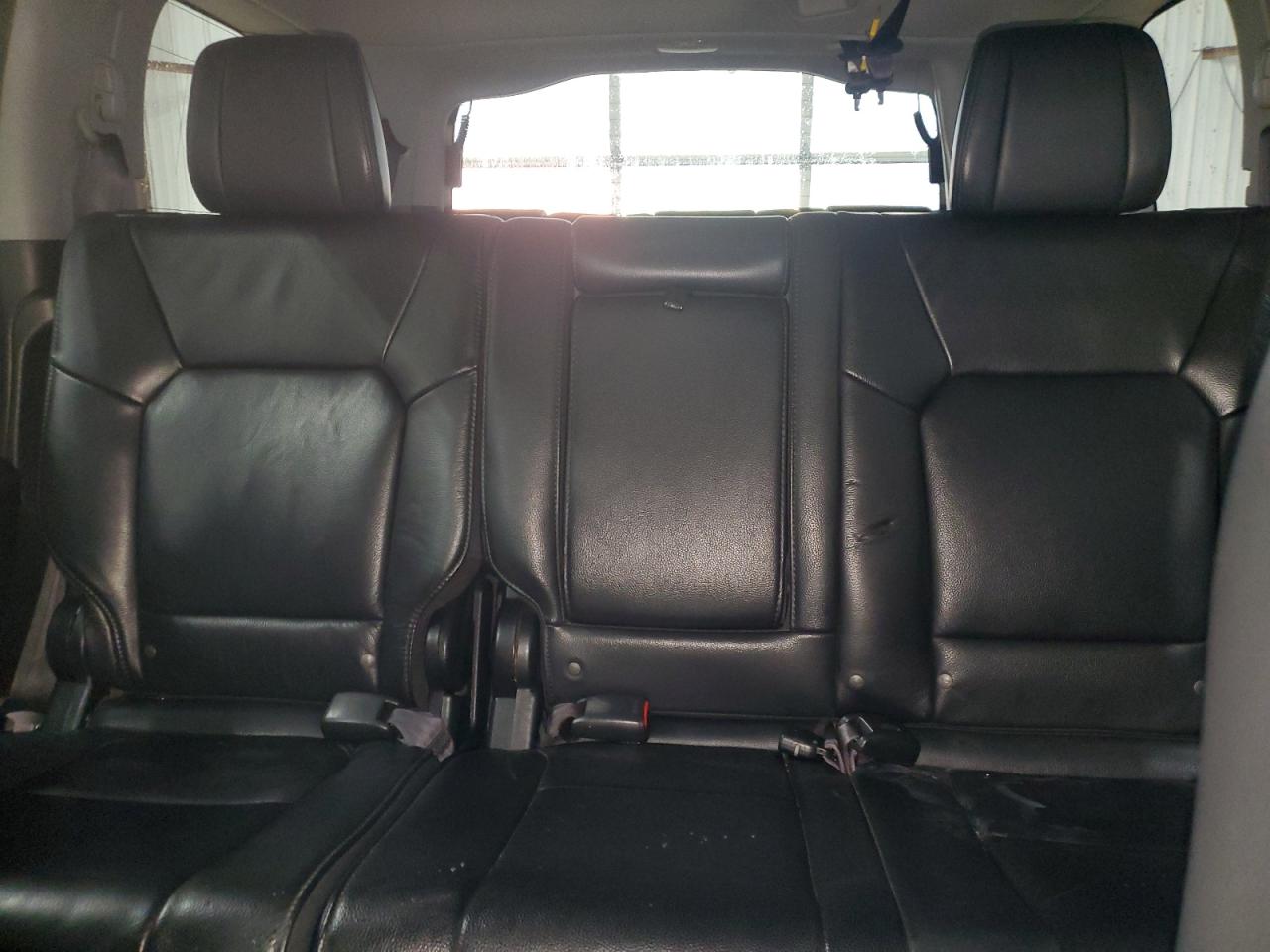 2015 Honda Pilot - Image 10