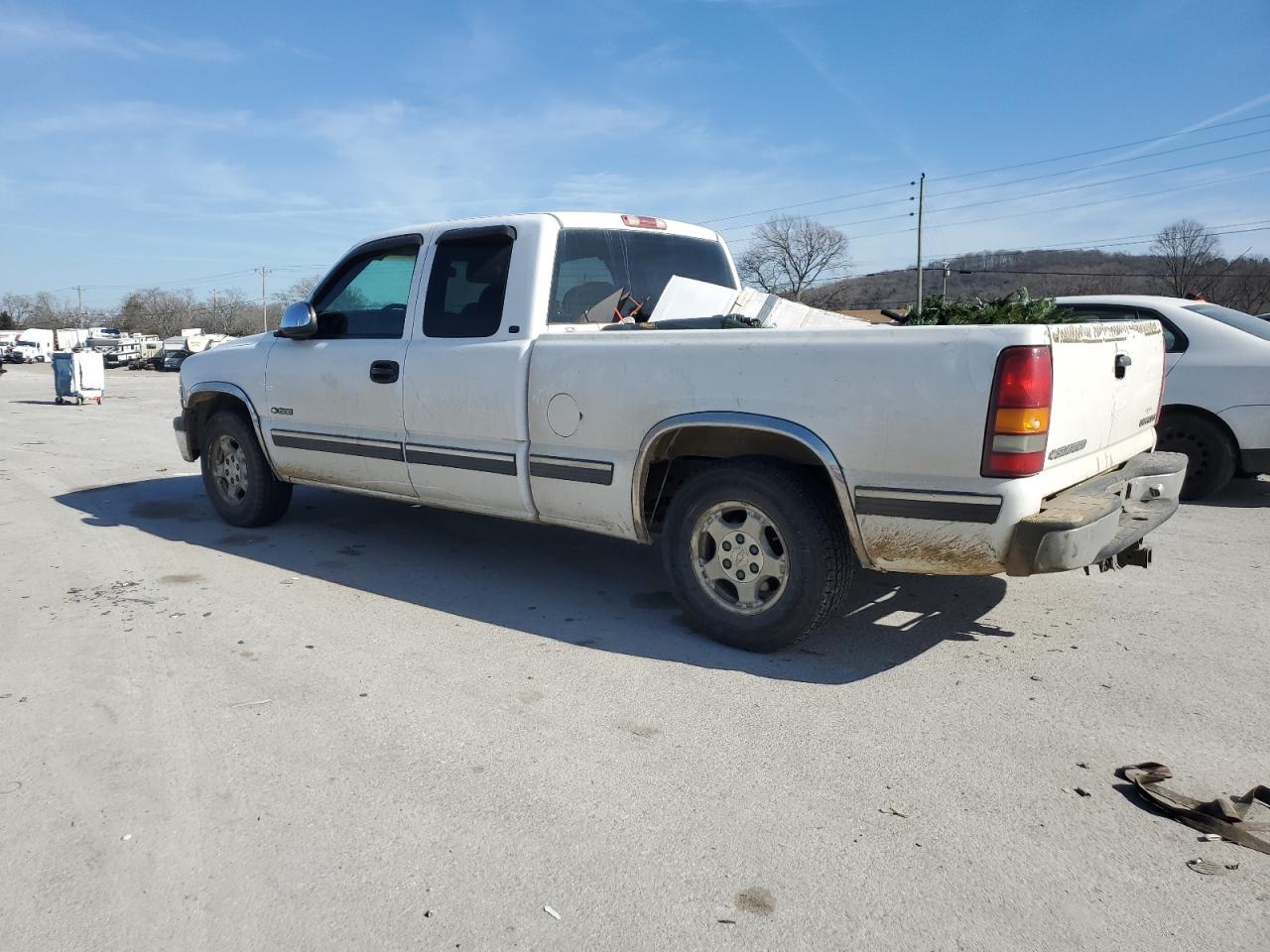 1999 Chevrolet Silverado - Image 2