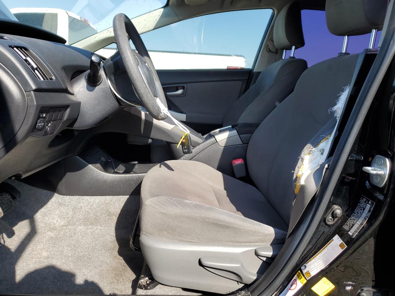 2013 Toyota Prius - Image 7