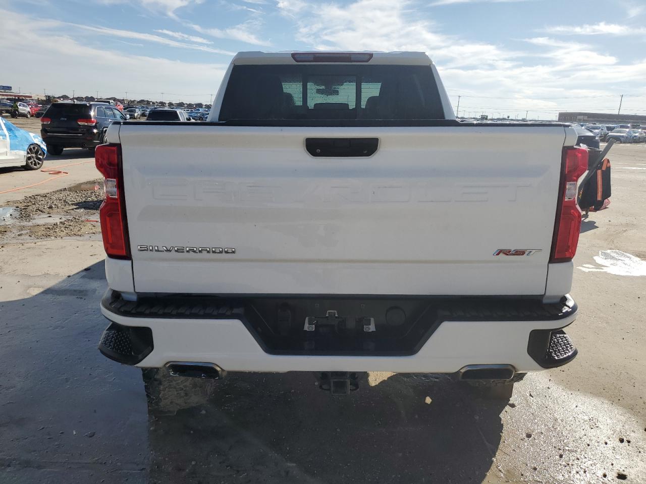 2019 Chevrolet Silverado - Image 6