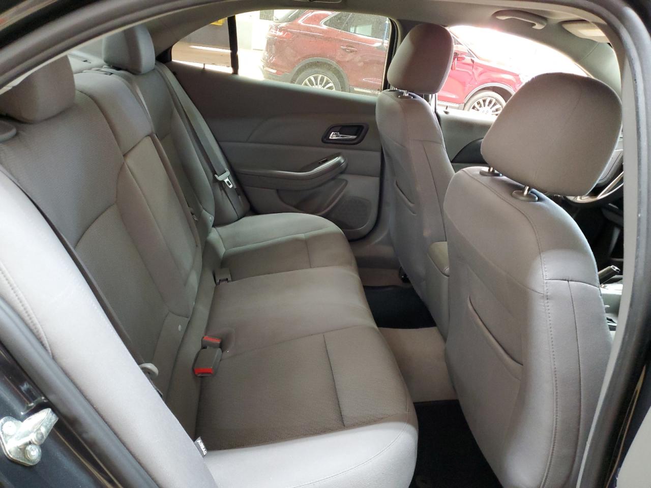 2015 Chevrolet Malibu - Image 11
