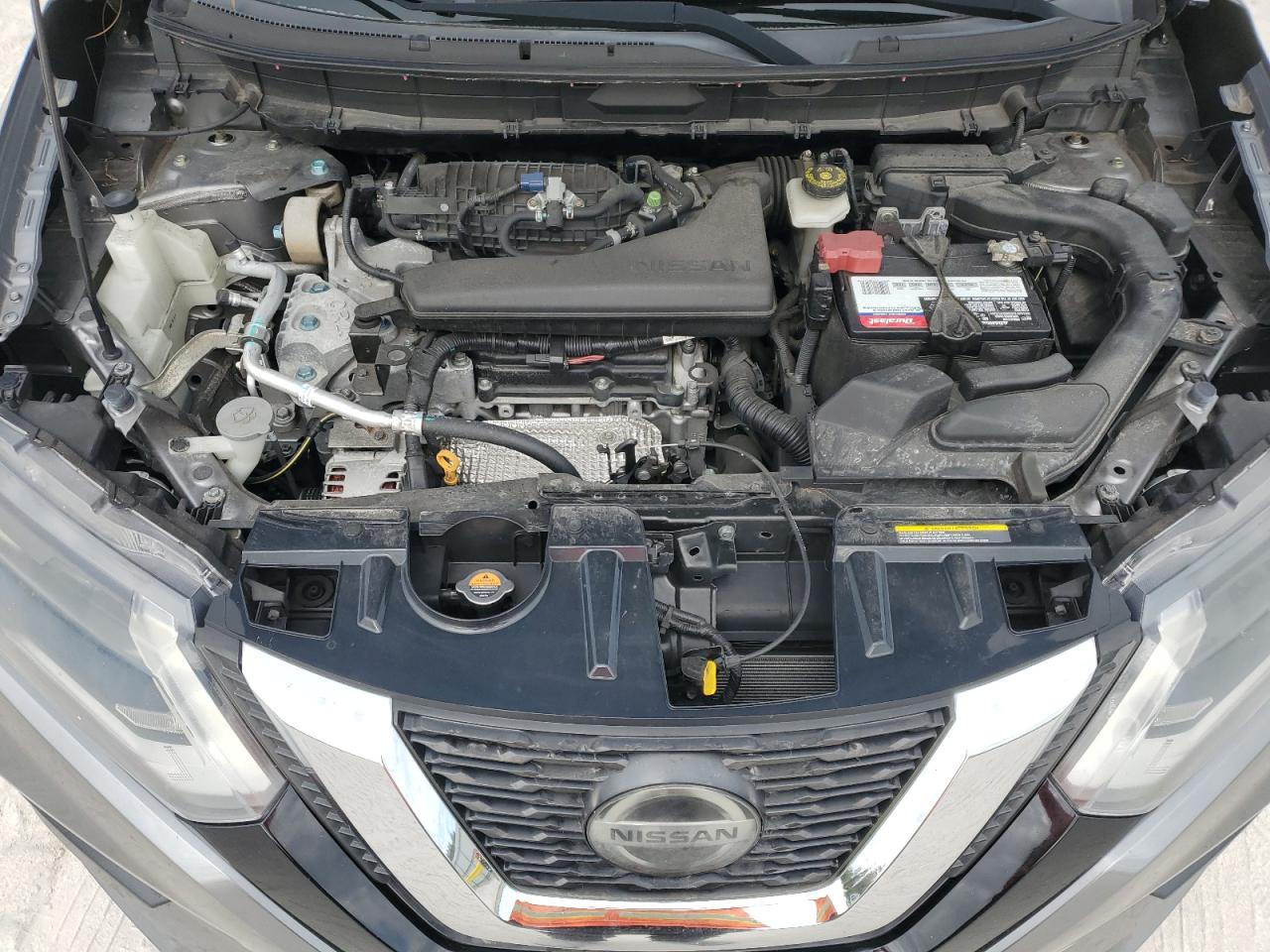2018 Nissan Rogue - Image 12