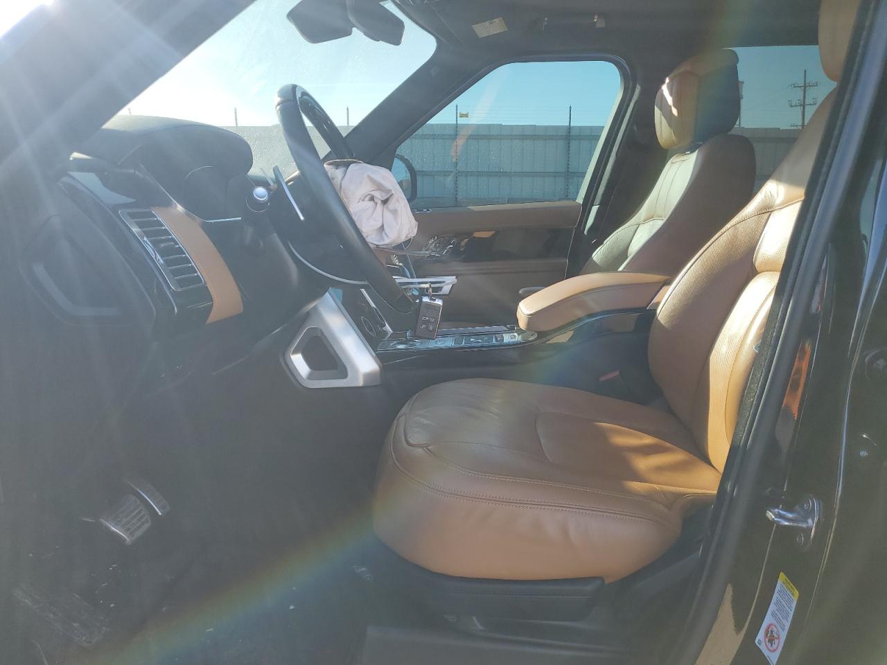 2021 Land Rover Range Rover - Image 7