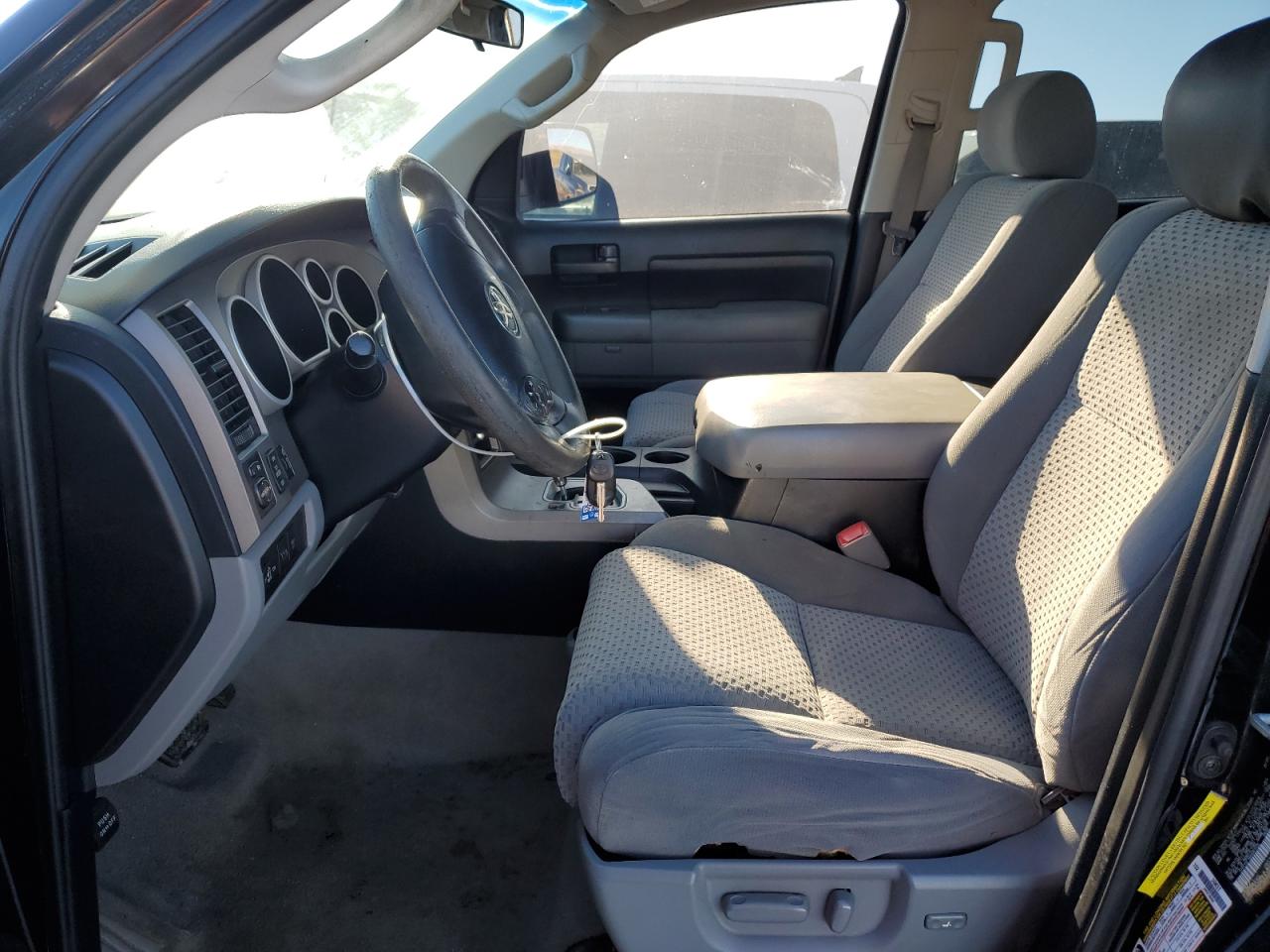2010 Toyota Tundra - Image 7
