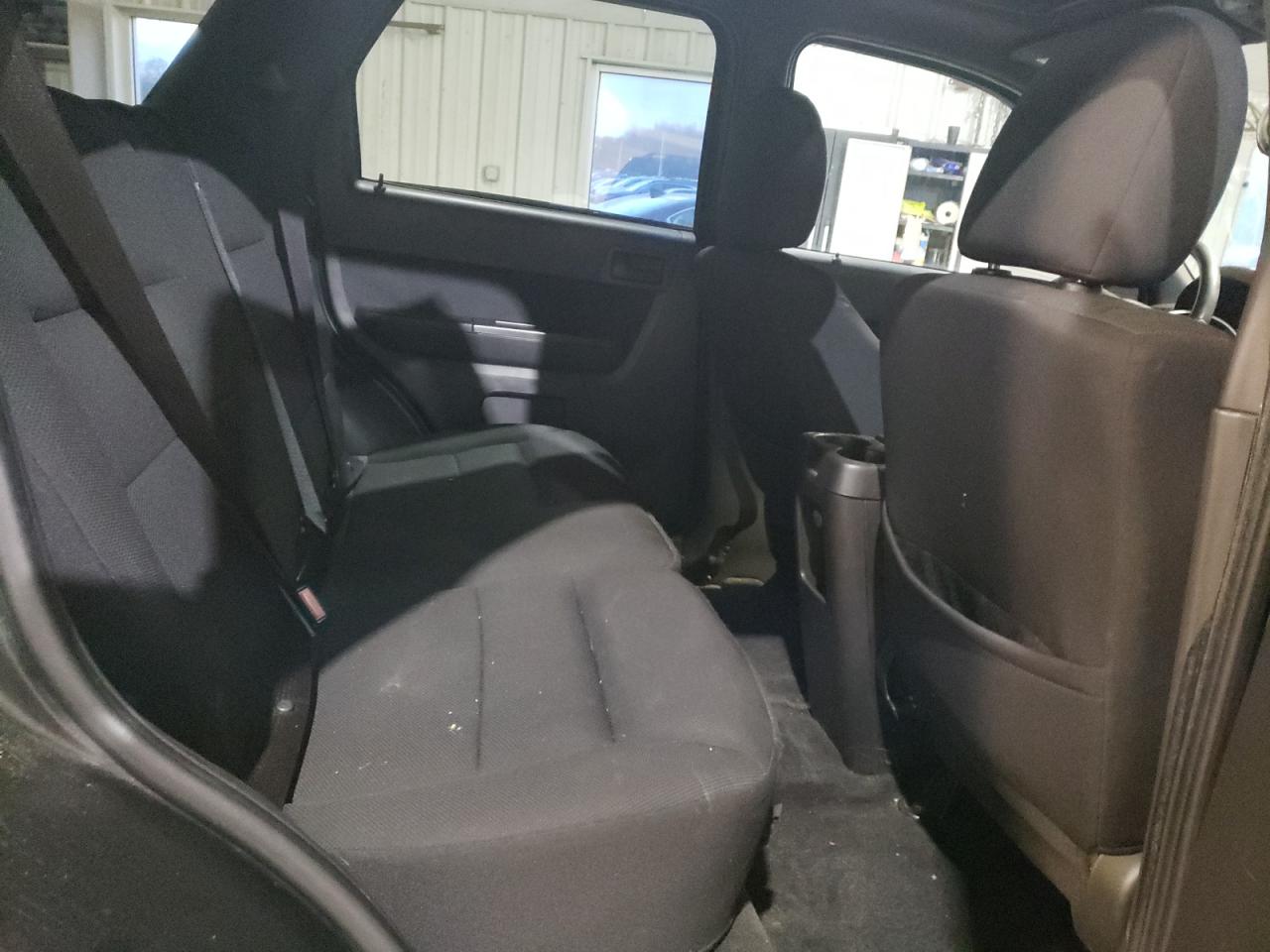 2009 Ford Escape - Image 11
