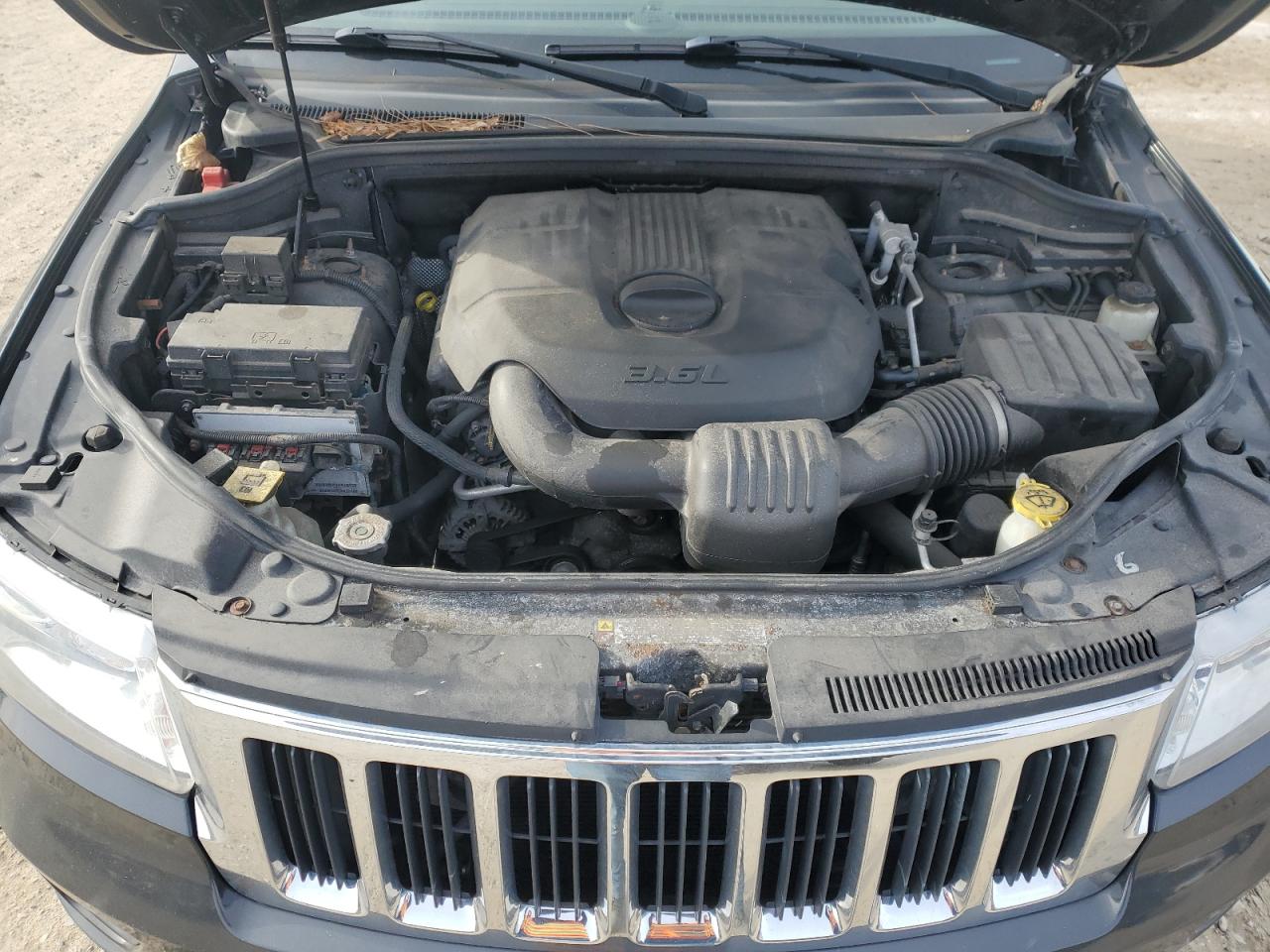 2011 Jeep Grand Cherokee Laredo VIN: 1J4RR4GG9BC527425 Lot: 87592535
