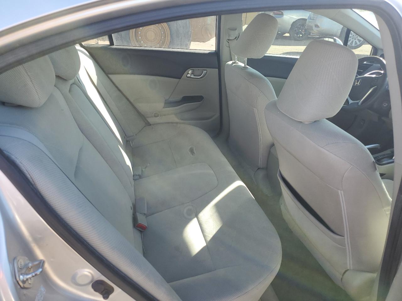 2012 Honda Civic - Image 11