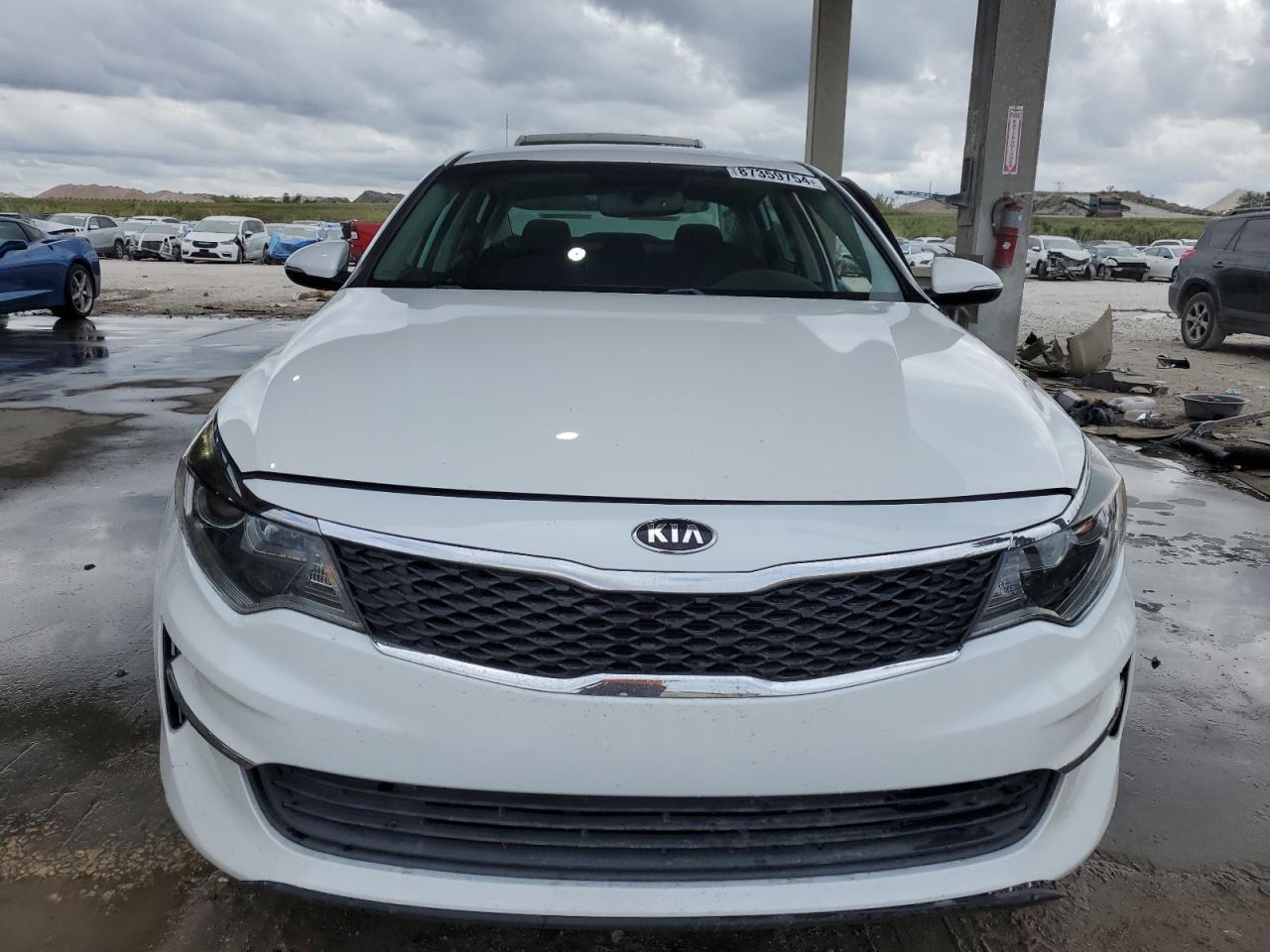 2017 Kia Optima - Image 5