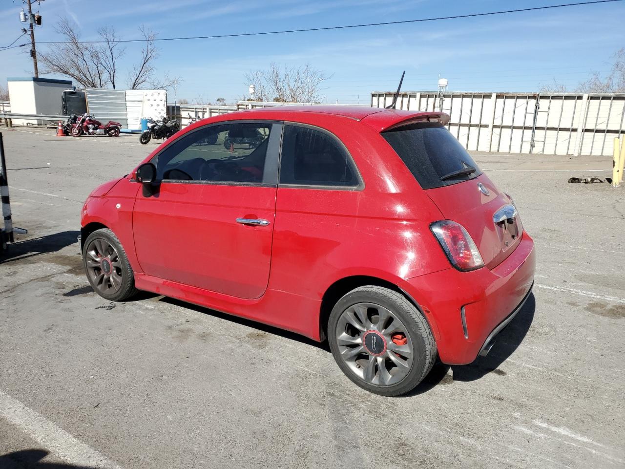 2015 Fiat 500 - Image 2