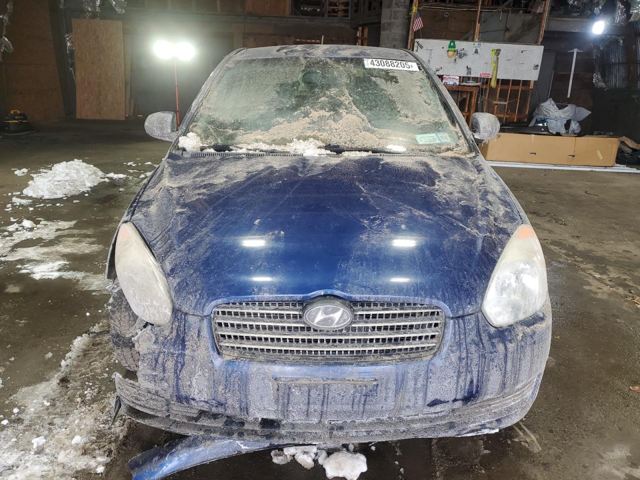 2010 Hyundai Accent - Image 5