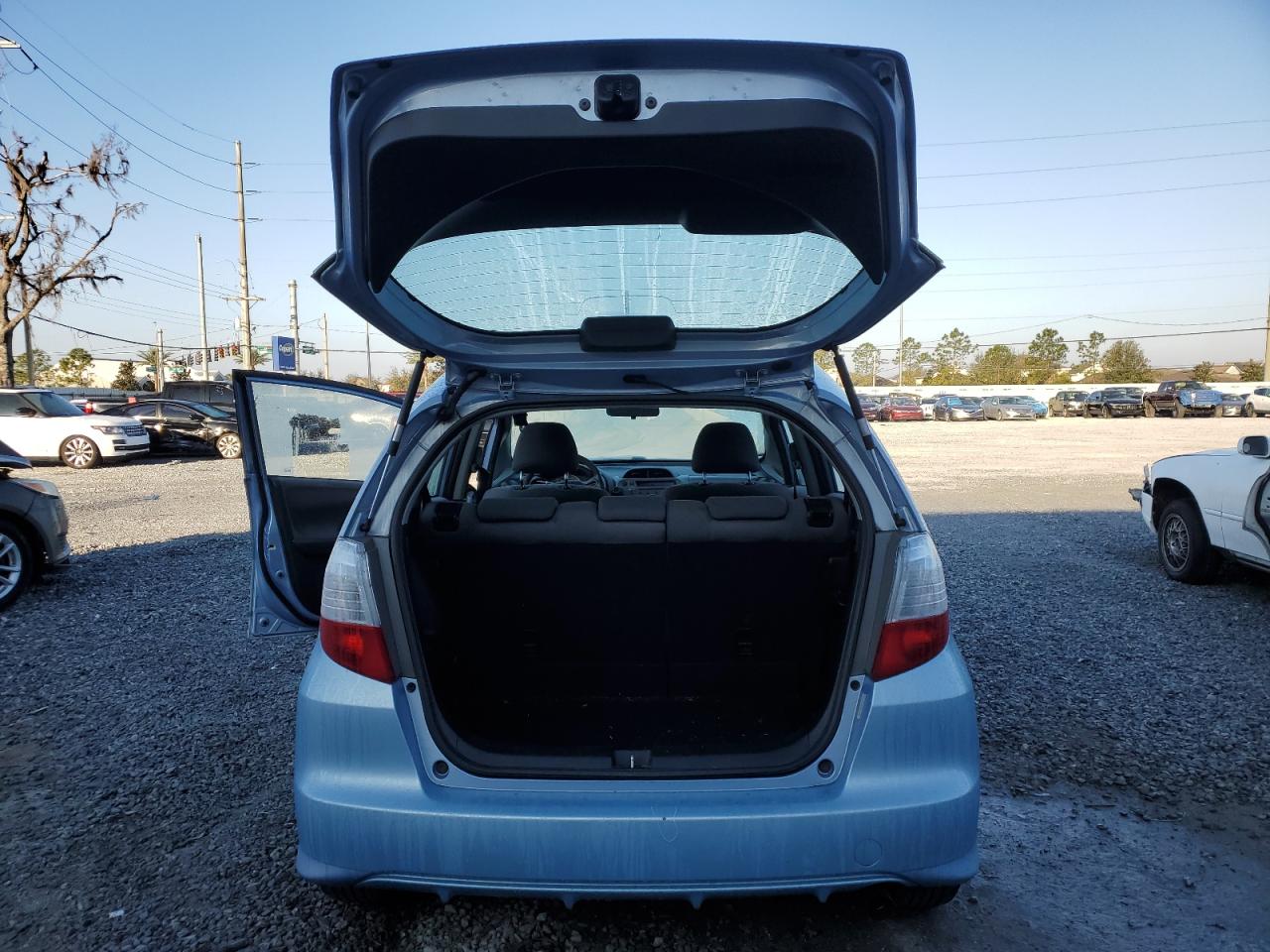2010 Honda Fit - Image 6