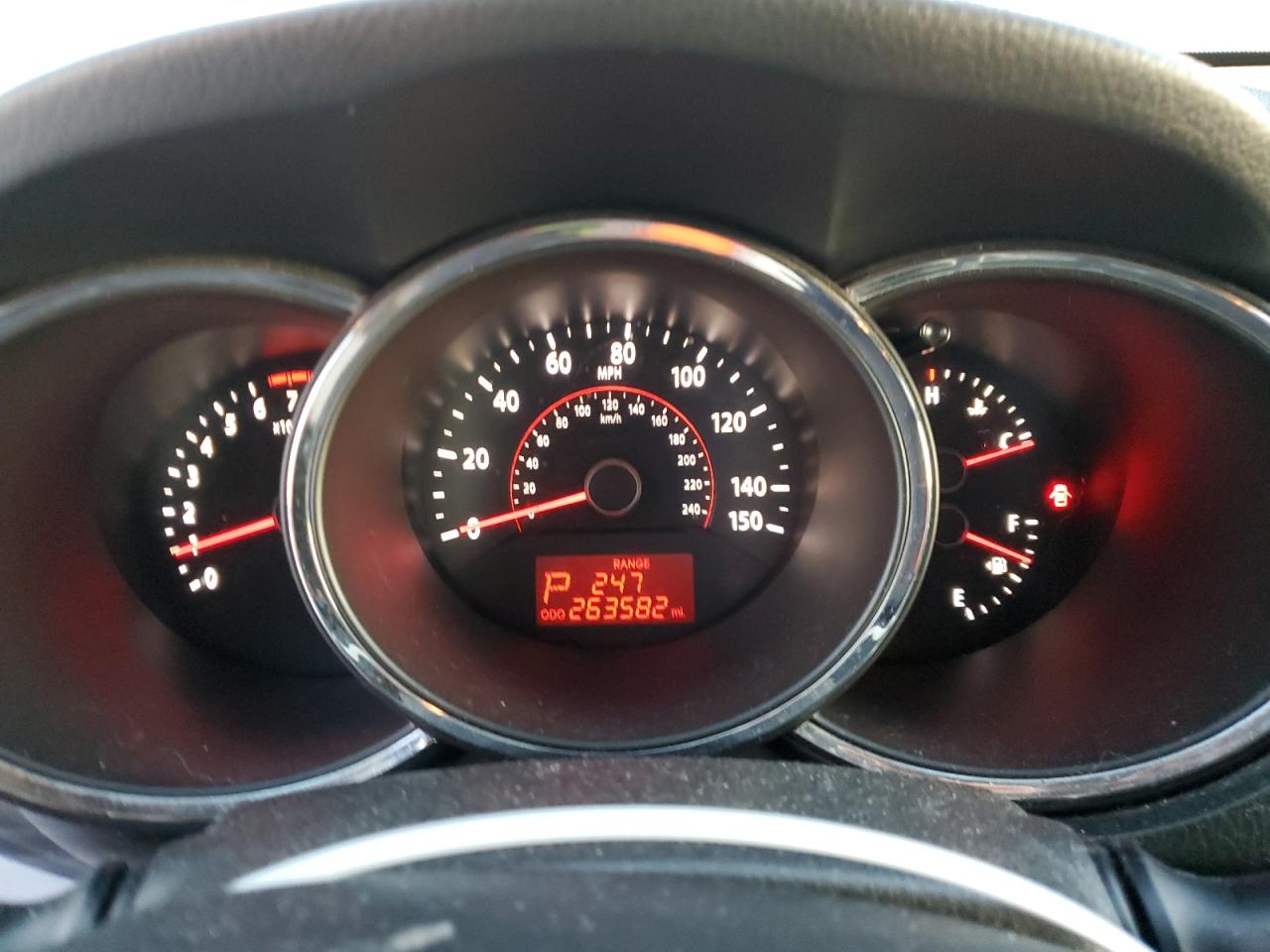 2011 Kia Sorento - Image 9