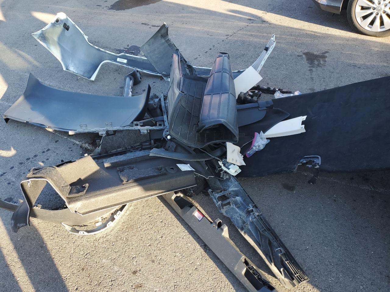 2021 Mercedes-Benz GLC - Image 12