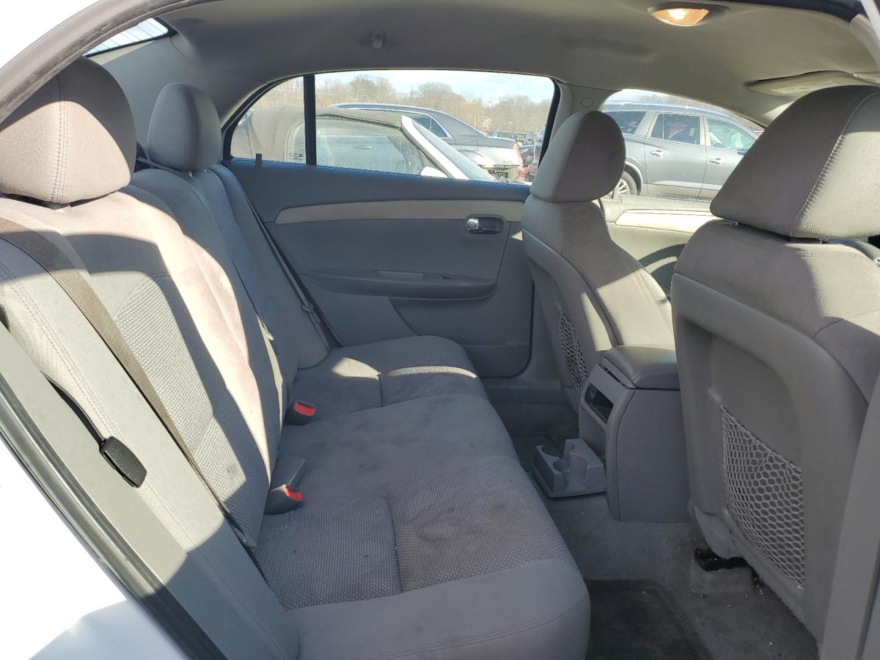 2011 Chevrolet Malibu - Image 10