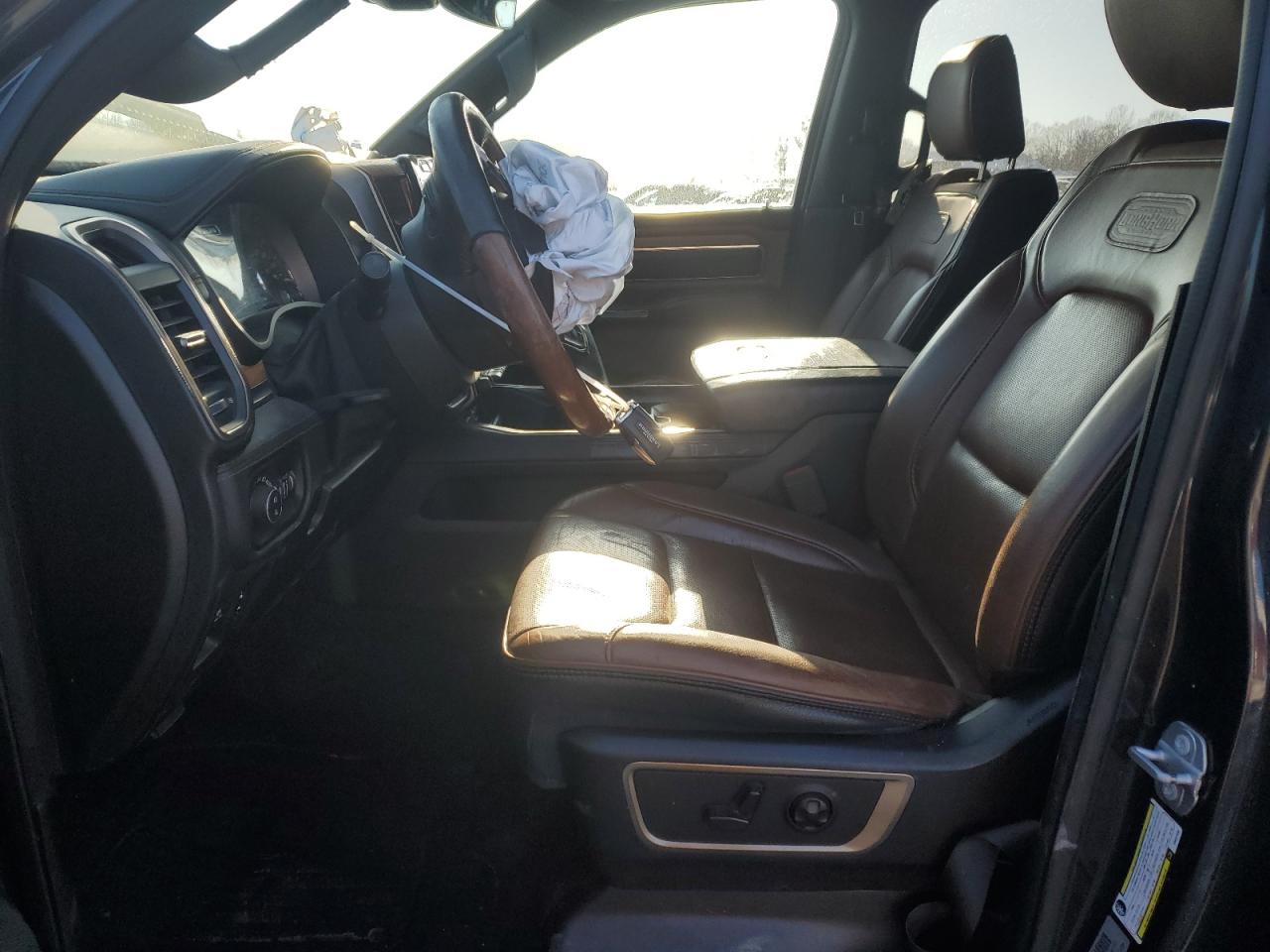 2019 RAM 1500 - Image 7