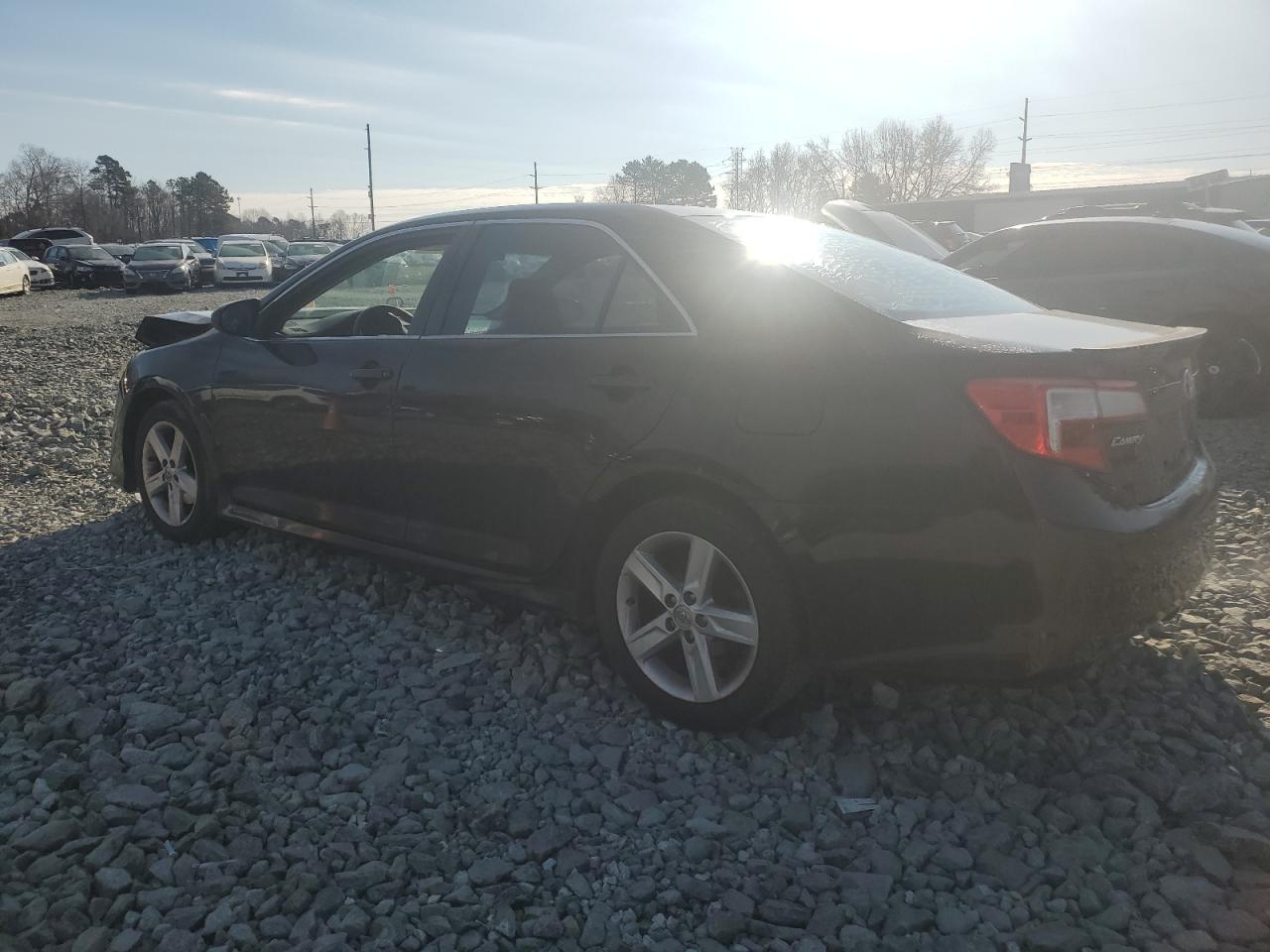 2014 Toyota Camry - Image 2
