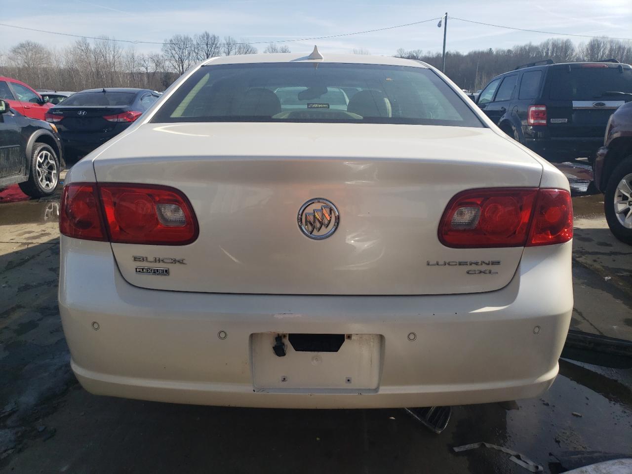 2009 Buick Lucerne - Image 7